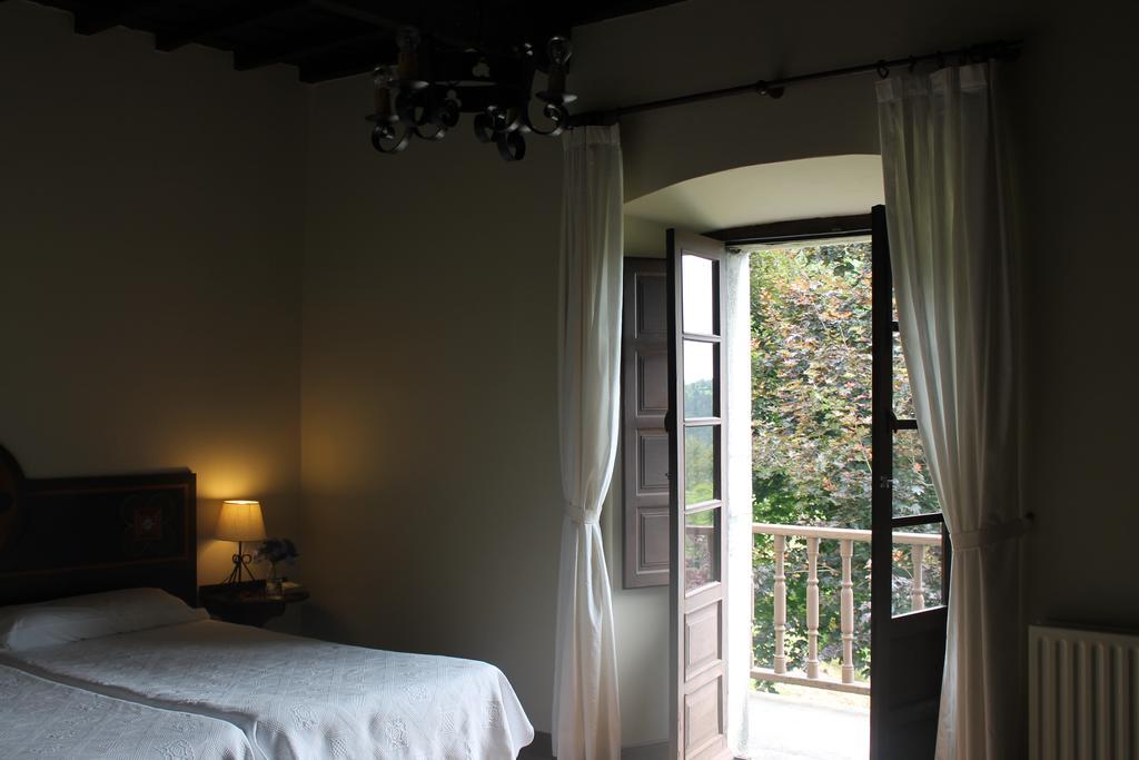 Hotel Palacio Conde Toreno Salas  Værelse billede