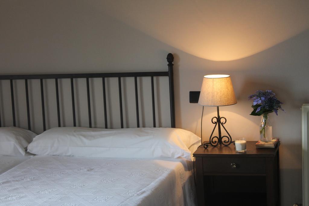 Hotel Palacio Conde Toreno Salas  Værelse billede